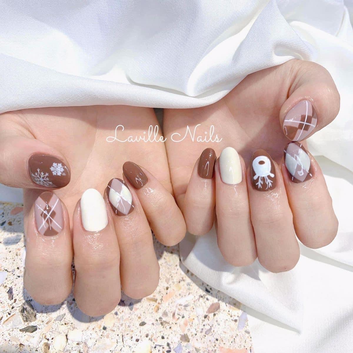 Dịch vụ làm nail tại nhà Hà Nội