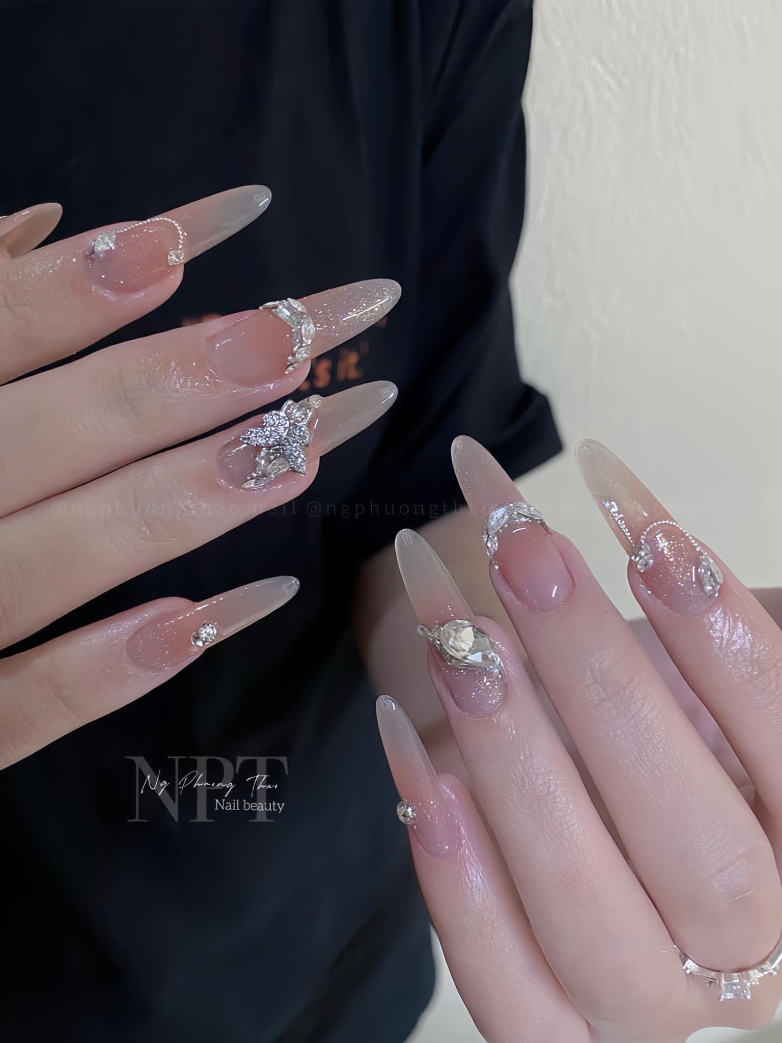 Dịch vụ làm nail tại nhà 