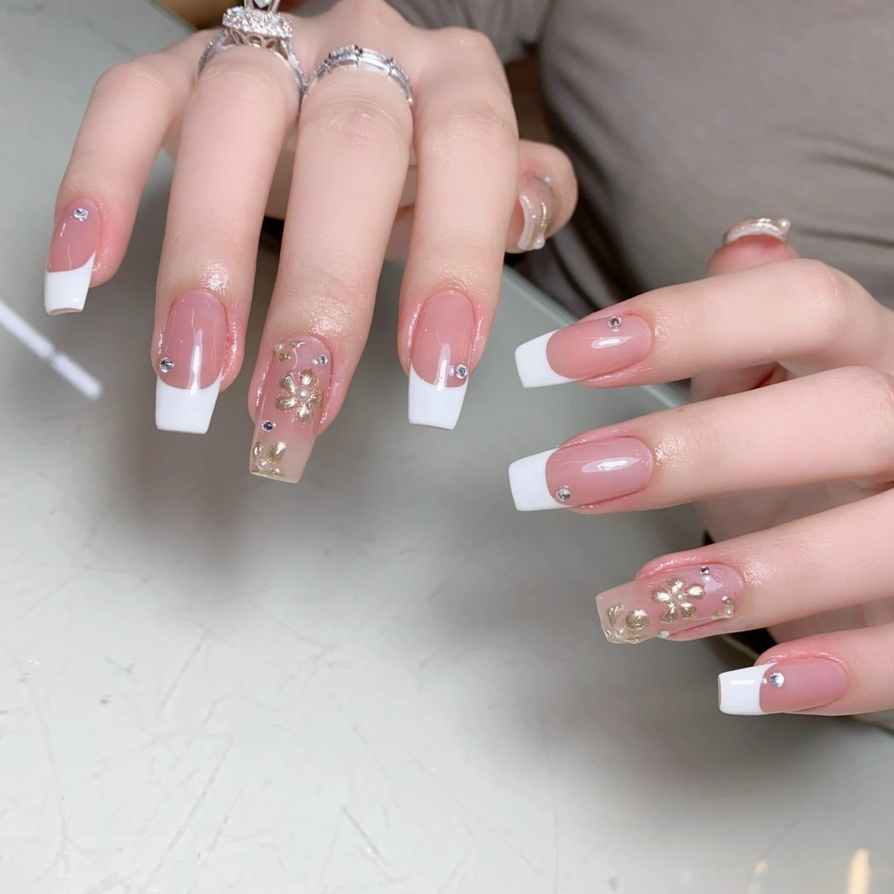 Nails Khu Vực Cầu Diễn
